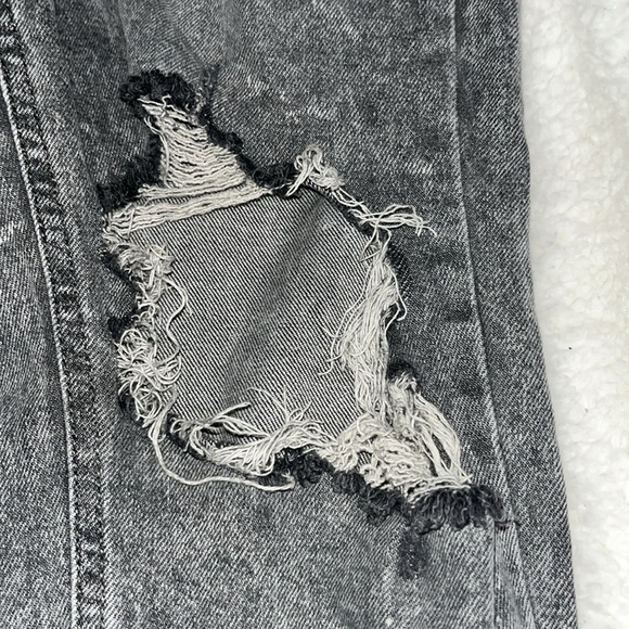 Jeans - Picture 3 of 5